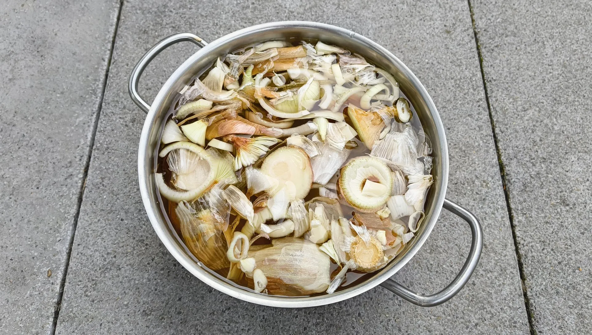 Ekstrakt z łupin cebuli i czosnku