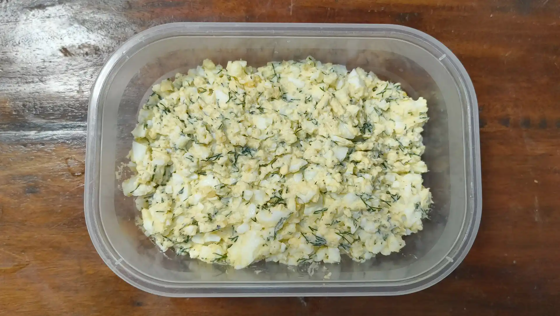 Pasta jajeczna z koperkiem
